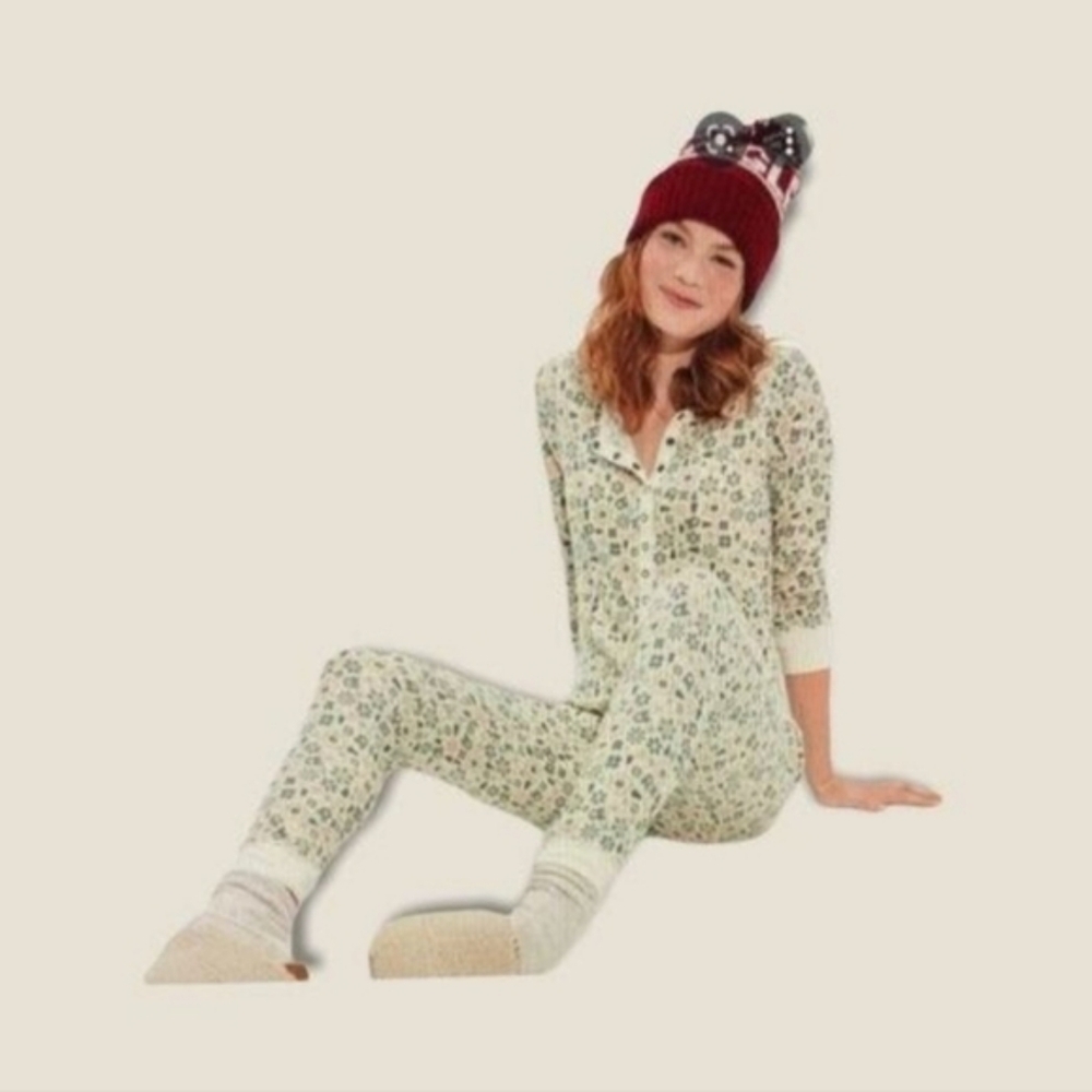 American Eagle women's onesie pj's